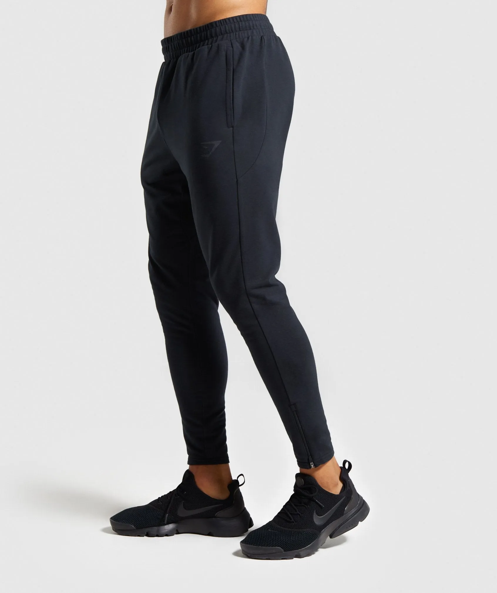 Gymshark Raw Joggers - Black